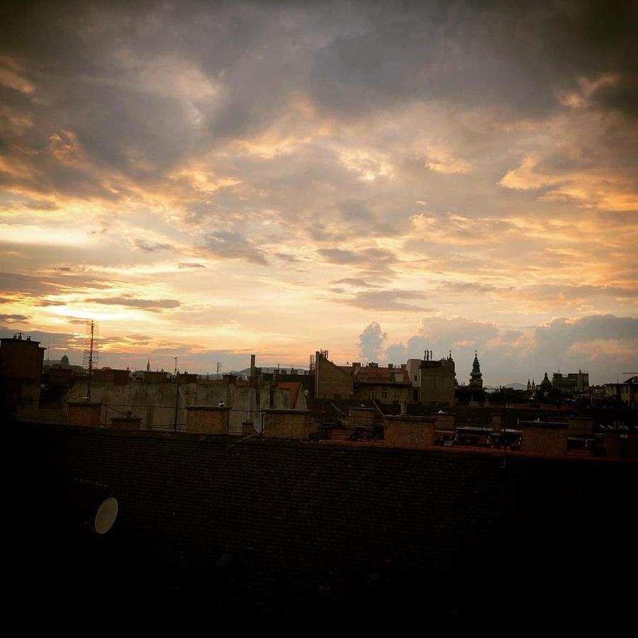 Erkel Rooftop Suites Budapest Eksteriør bilde